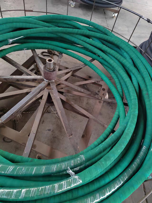 Suction Mud Rubber Tube သည် Slurry နှင့် Dredging Efficiency ကို မည်သို့တိုးတက်စေသနည်း။